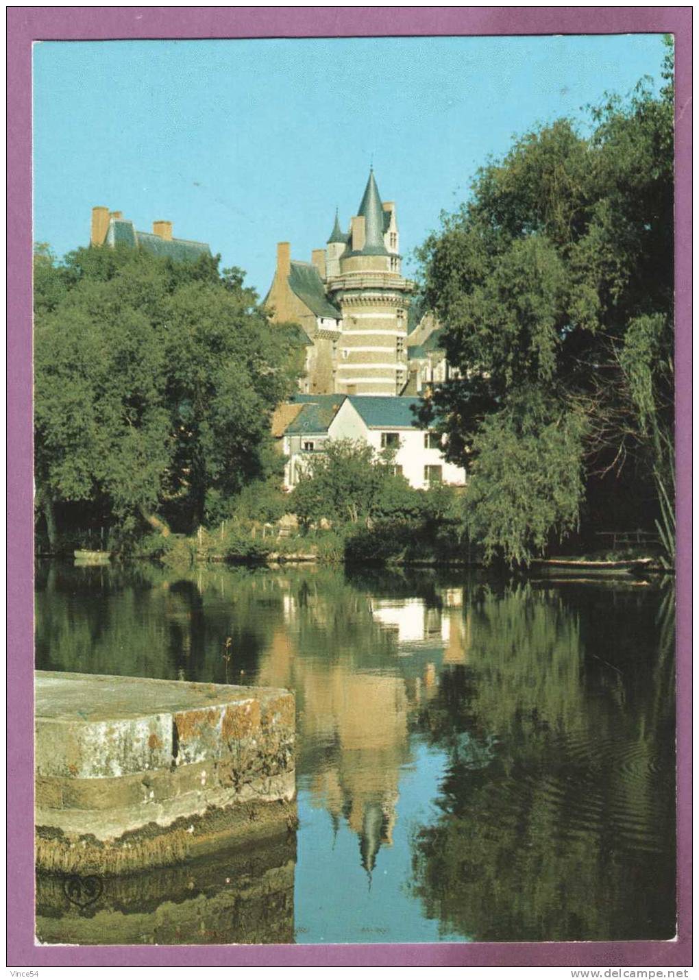 DURTAL - Le Château Et Le Loir. Ed. Artaud N° 7. 2 Scans - Durtal