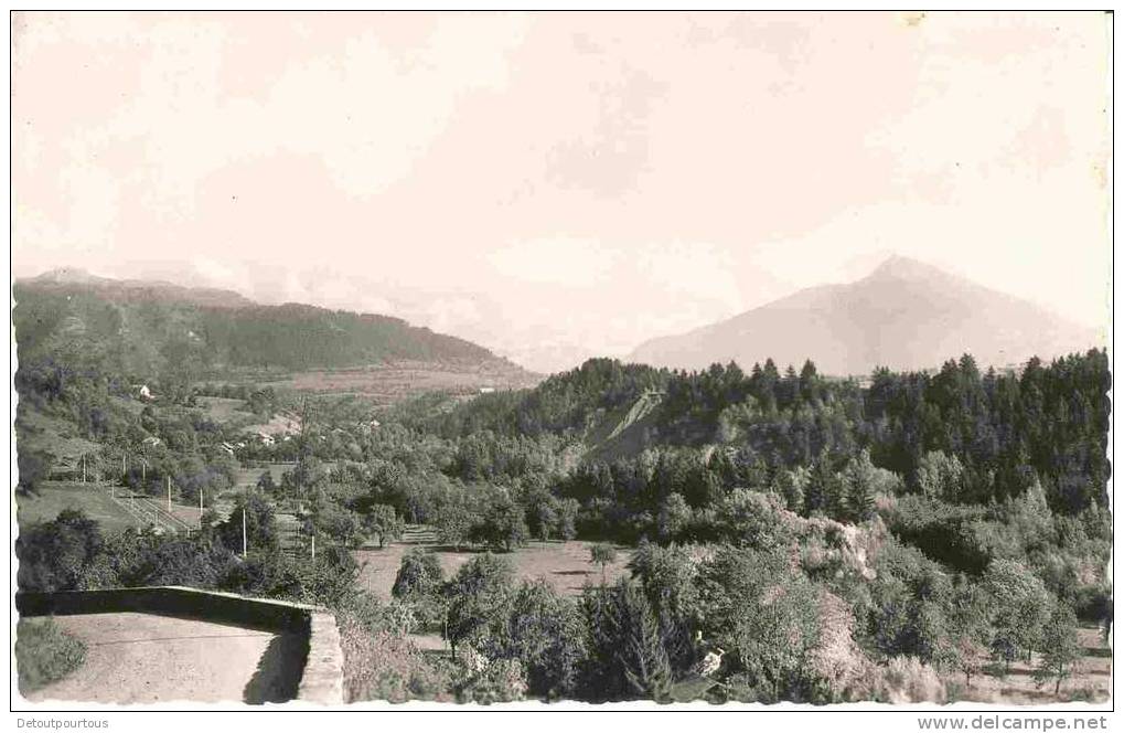 BONNE SUR MENOGE Haute Savoie 74 : Vue Générale Les Brosses Et Le Môle Vers 1950 - Bonne