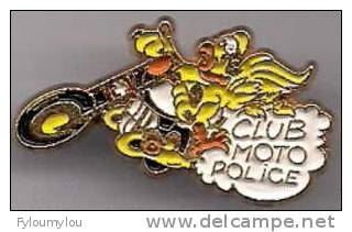 Motos - Tres Joli Pin's - CLUB MOTO POLICE - Motos