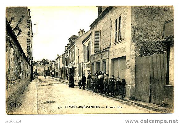 N 265 /CPA  LIMEL - BREVANNES (94)   GRANDE RUE - Limeil Brevannes