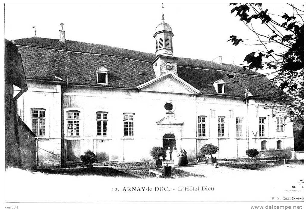 ARNAY LE DUC - L´Hotel Dieu - Arnay Le Duc