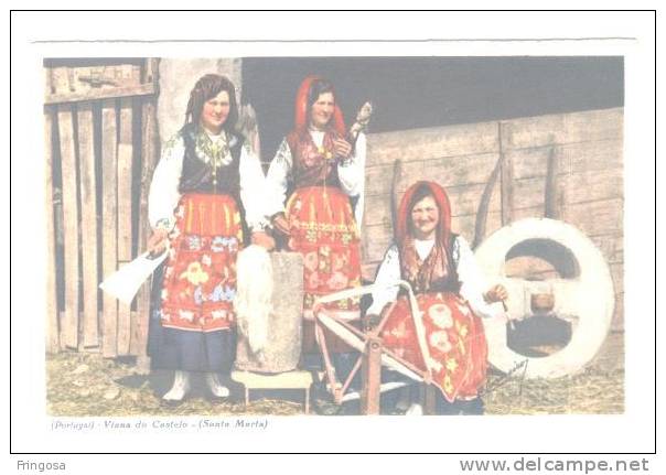 Portugal Viana Do Castelo - Santa Marta - Country-Women Beating Spinning And Winding Linen - Caixa # 3 - Customs