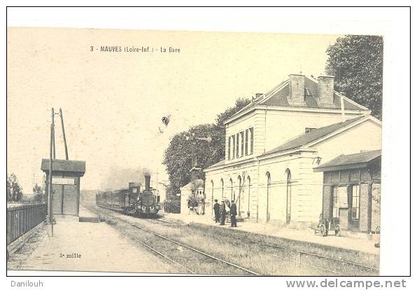 44 // MAUVES - La Gare , Vue Intérieure - Mauves-sur-Loire