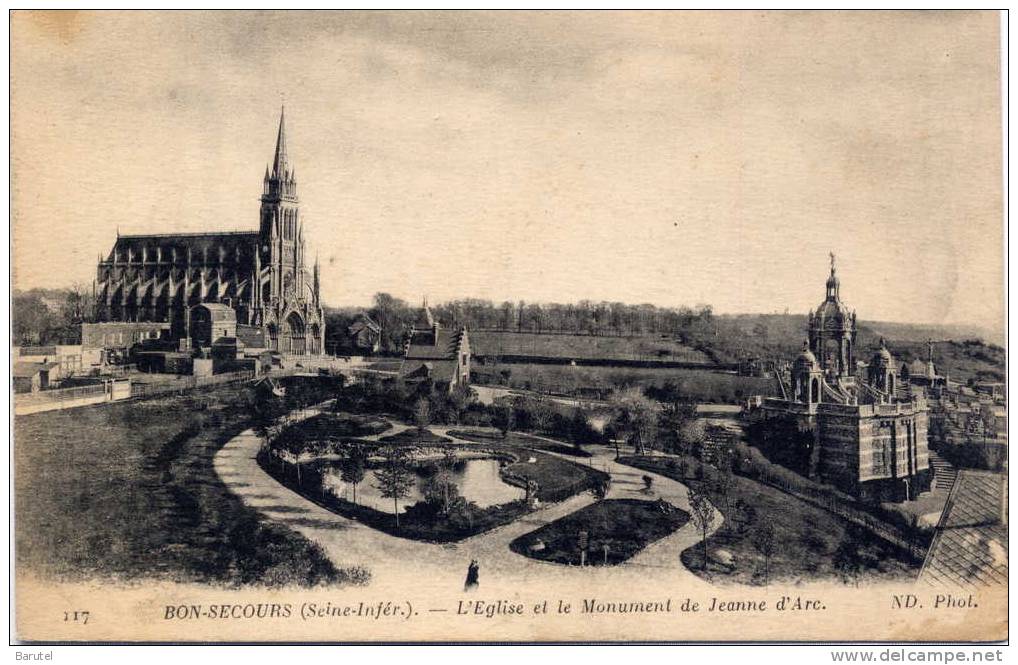 BON-SECOURS - L´Eglise Et Le Monument Jeanne D´Arc - Bonsecours