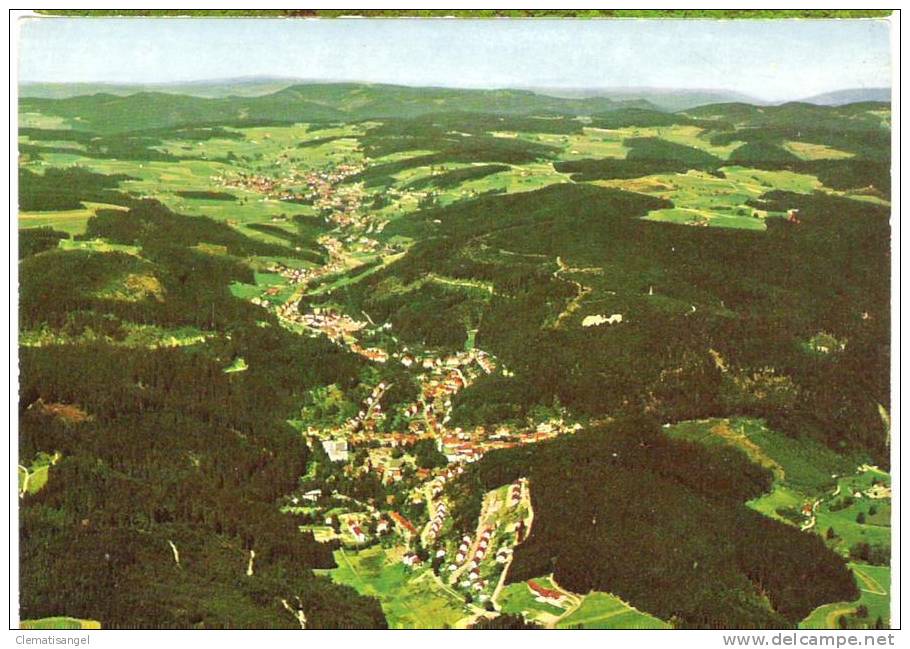 TOP!! LUFTBILD * TRIBERG/SCHWARZWALD * DIE STADT IM HOCHWALD *!! - Triberg