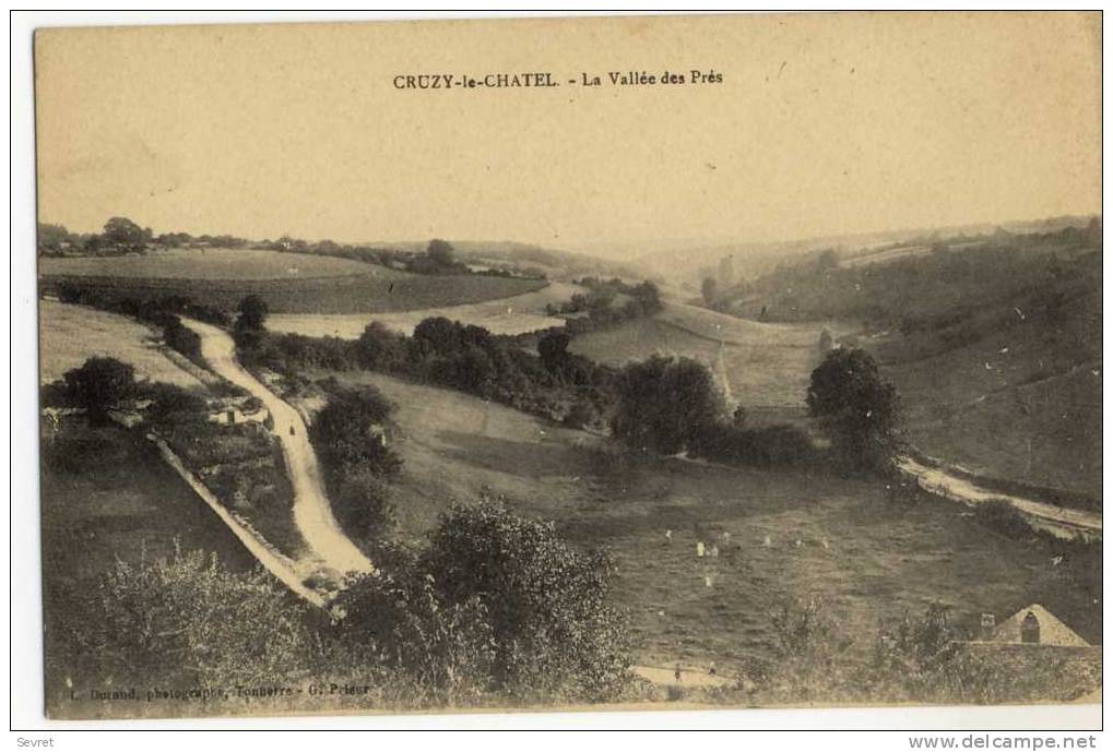 CRUZY Le CHATEL. - La Vallée Des Prés - Cruzy Le Chatel