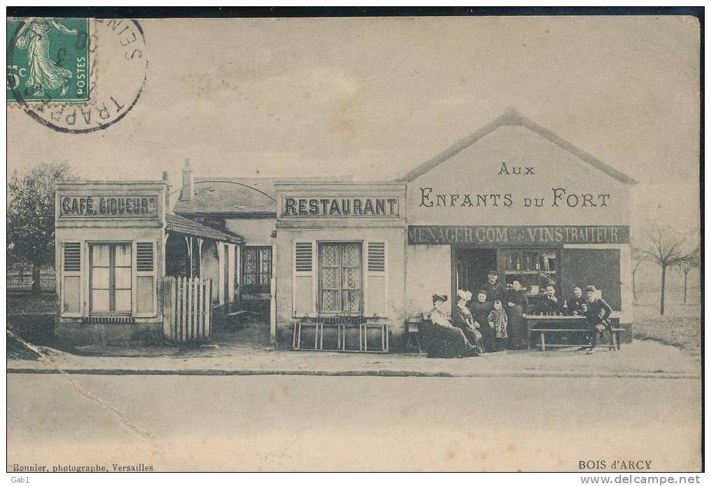 78 --- Bois D´Arcy  --- Cafe , Liqueur  , Restaurant  " Aux Enfants Du Fort " - Bois D'Arcy