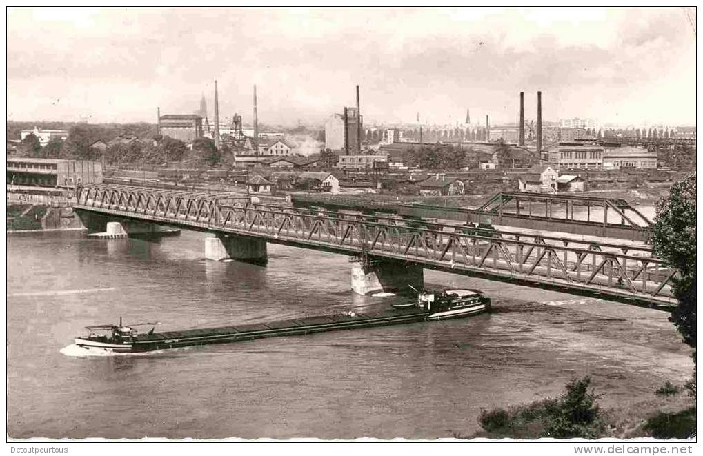 KEHL Am Rhein Brücke Mit Strasburg 1960 Pont Du Rhin Vue Sur Strasbourg ( Péniche Bateau ) - Kehl