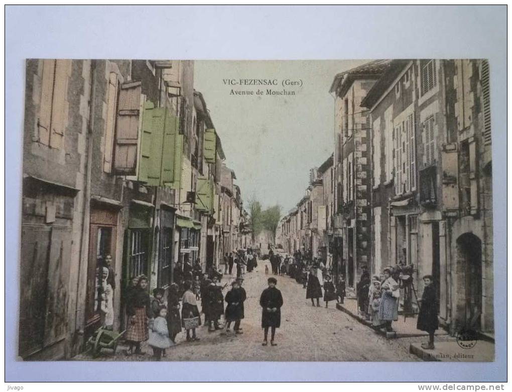 VIC-FEZENSAC  (Gers)  :  Avenue De Mouchan  -  Carte Couleur  -  SUP Animation - Vic-Fezensac