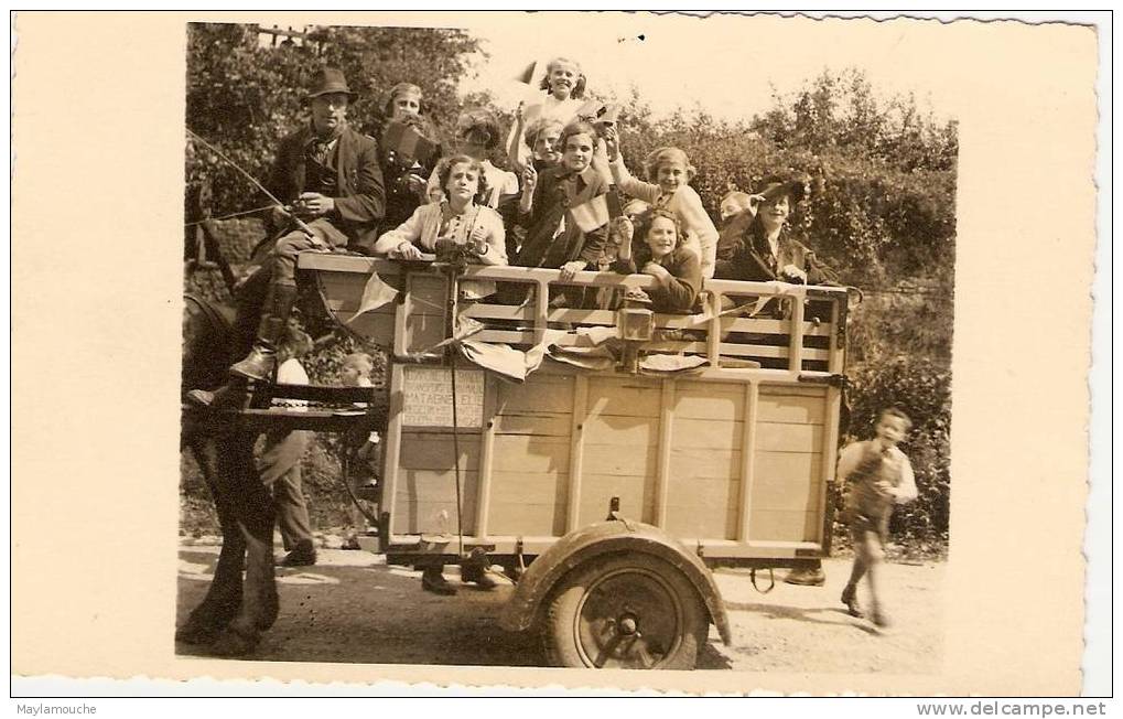 Bande (famille Matagne A La Liberation ?????? - Nassogne