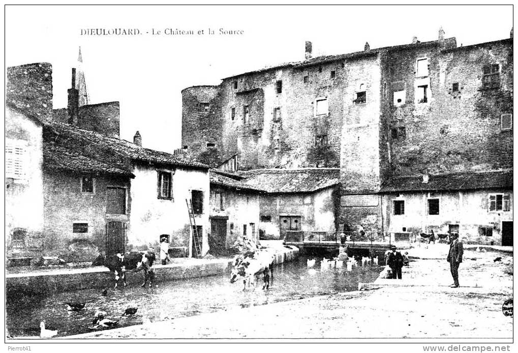 DIEULOUARD - Le Château Et La Source - Dieulouard