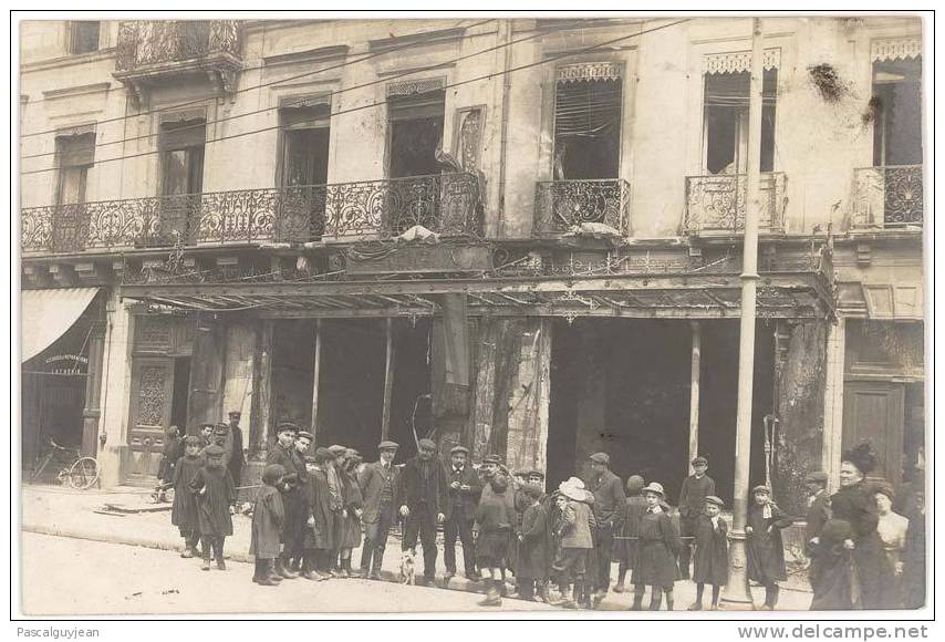 CARTE PHOTO MAGASIN APRES INCENDIE NON SITUEE - Geschäfte