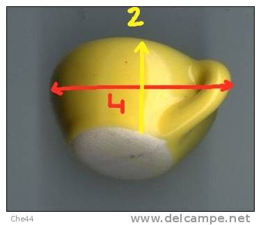 Petite Tasse Jaune. - Andere & Zonder Classificatie