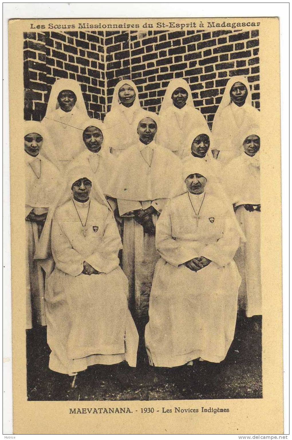 MADAGASCAR       -      Les Soeurs Missionnaires Du Saint-Esprit,Maevatanana 1930,Novices. - Madagascar