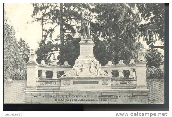 CPA 92-SEVRES-VILLE-D'AVRAY- Monument De Gambetta-OCT 205 - Sevres