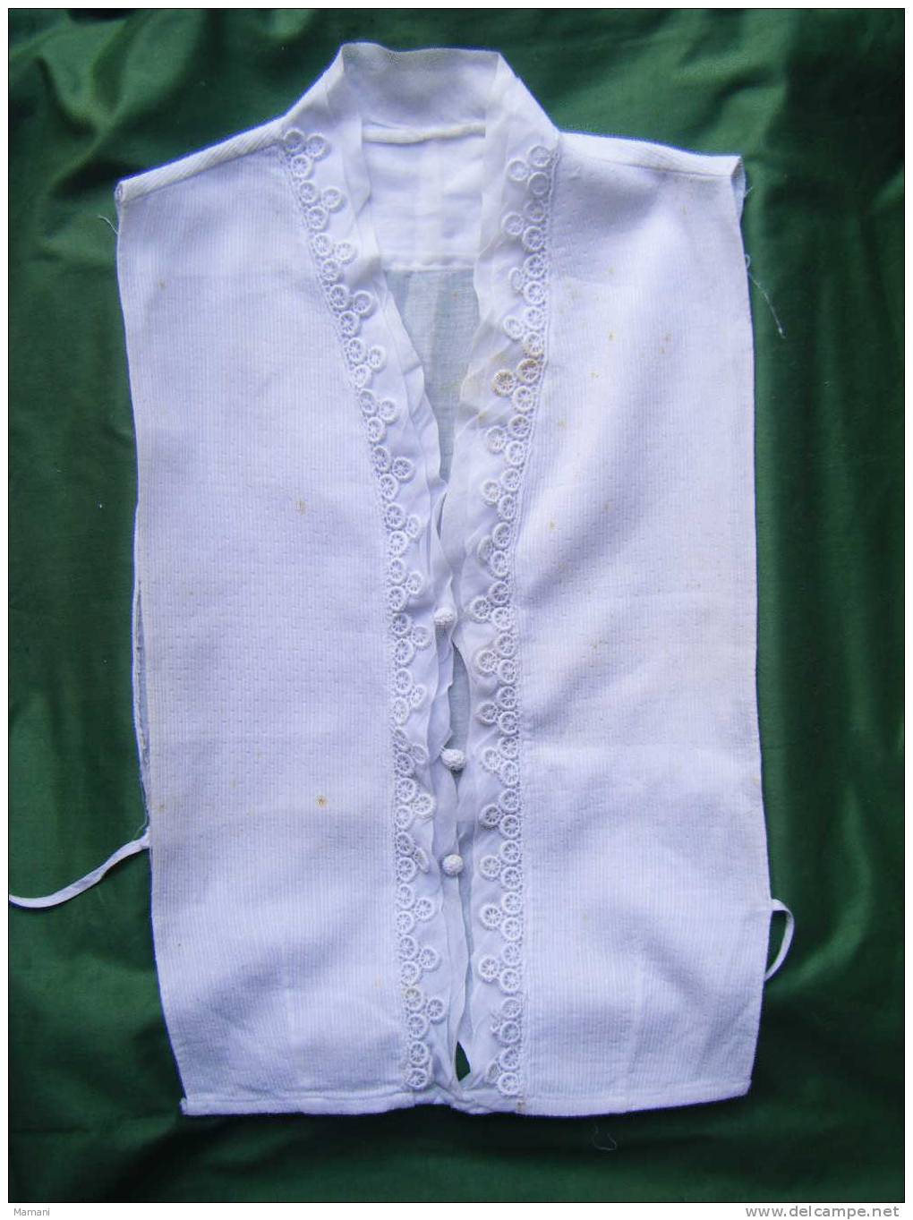 Plastron Ancien -pour Folkore Ou Theatre-tres Belle Broderie - Altri & Non Classificati