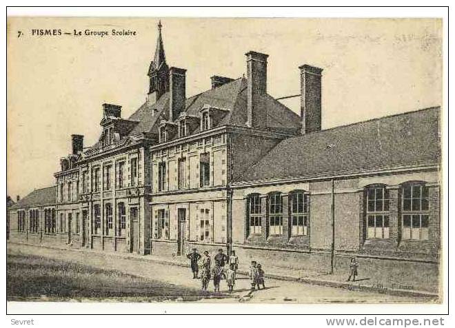 51  -  FISMES. -  Le Groupe Scolaire. - Fismes