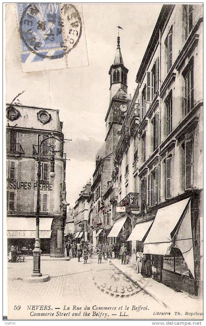 CPA NIEVRE 58 NEVERS La Rue Du Commerce Et Le Beffroi N°59 - Nevers