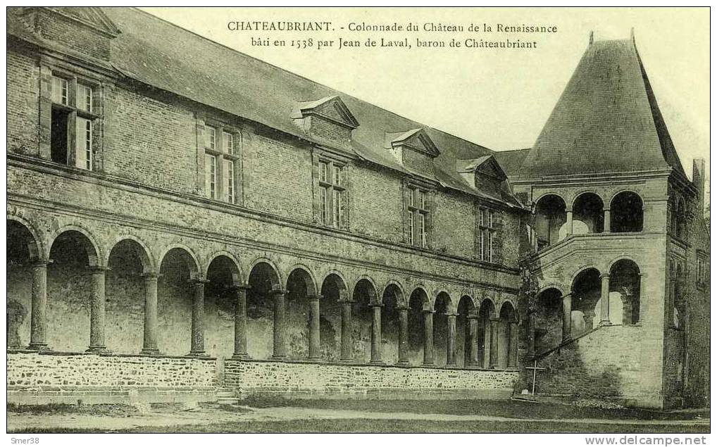 18 - Chateaubriant -  Colonnade Du Chateau De La Renaissance - Châteaumeillant