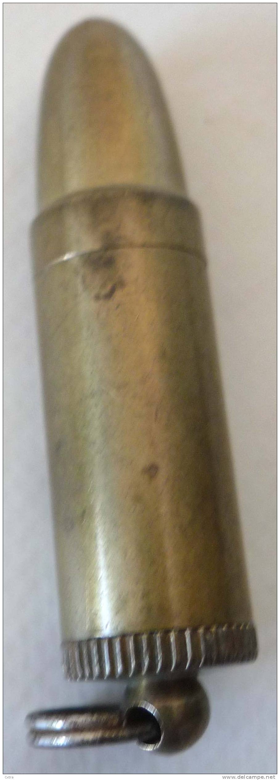 BRIQUET PENDENTIF FAIT DANS UNE BALLE ARTISANAT MILITAIRE - Autres & Non Classés