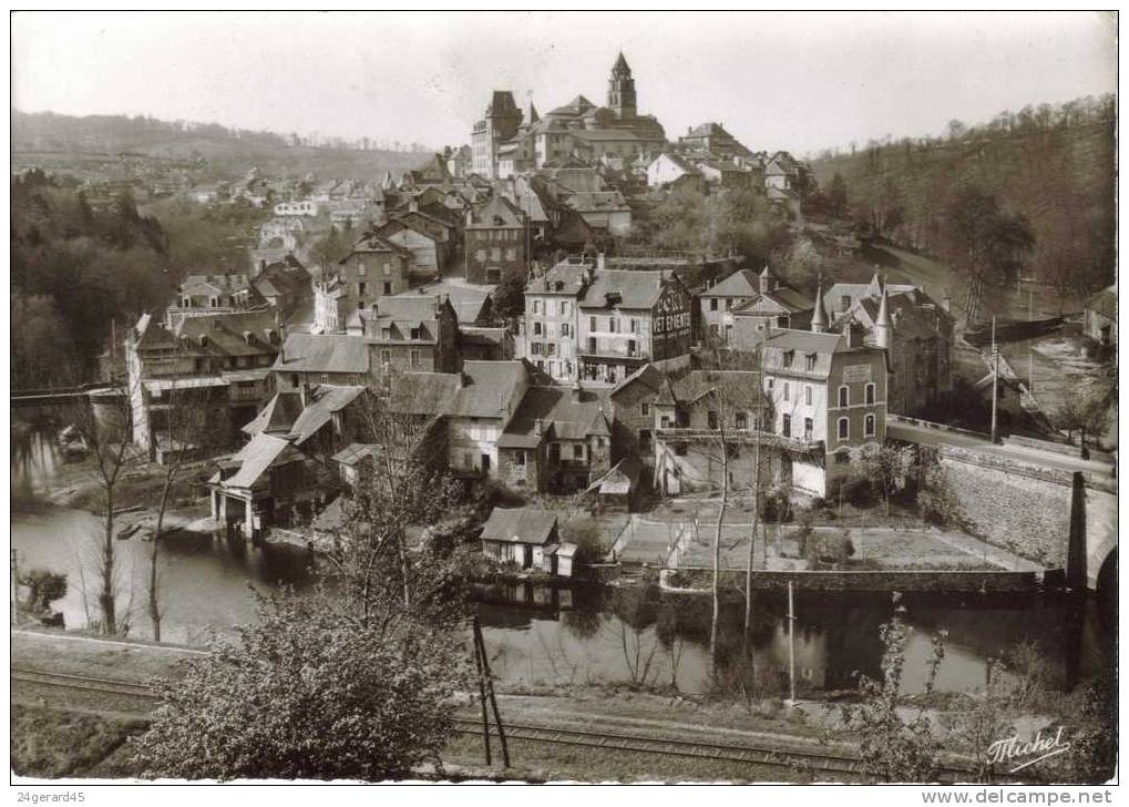 CPM UZERCHE (Corrèze) - La Corrèze Touristique Par "Michel" Vue Générale Boucle De La Vézère - Uzerche