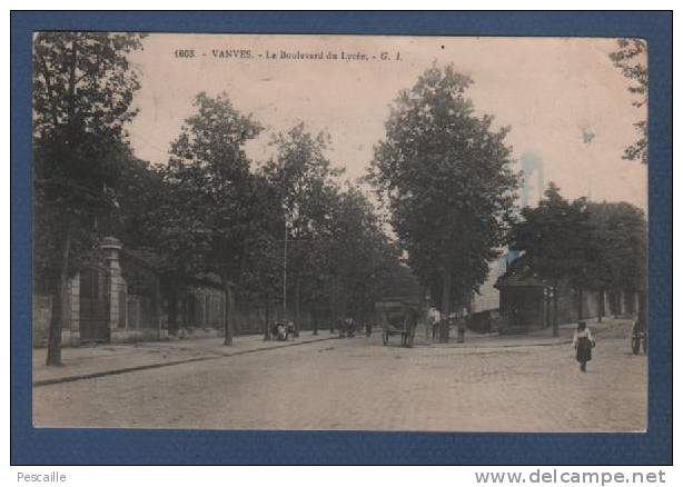 92 HAUTS DE SEINE - CP VANVES - LE BOULEVARD DU LYCEE - G. I. - ANIMEE - CIRCULEE EN 1906 - Vanves