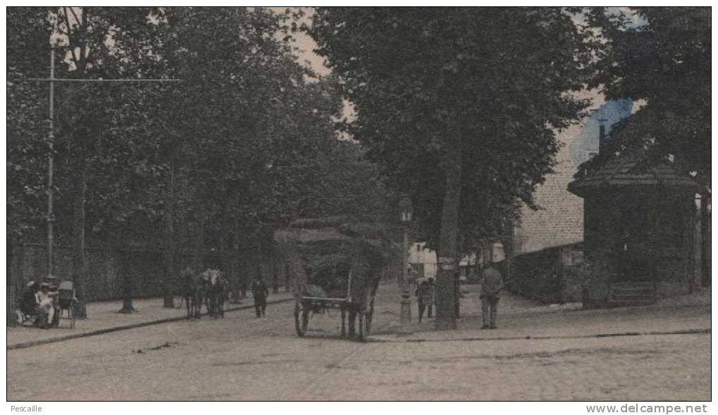 92 HAUTS DE SEINE - CP VANVES - LE BOULEVARD DU LYCEE - G. I. - ANIMEE - CIRCULEE EN 1906 - Vanves