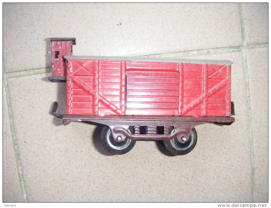 Wagon Train  -tole -     -pour Pieces - -ecartement  3 Cm Jep-meccano-Paya- Je Ne Sais Pas - Wagons