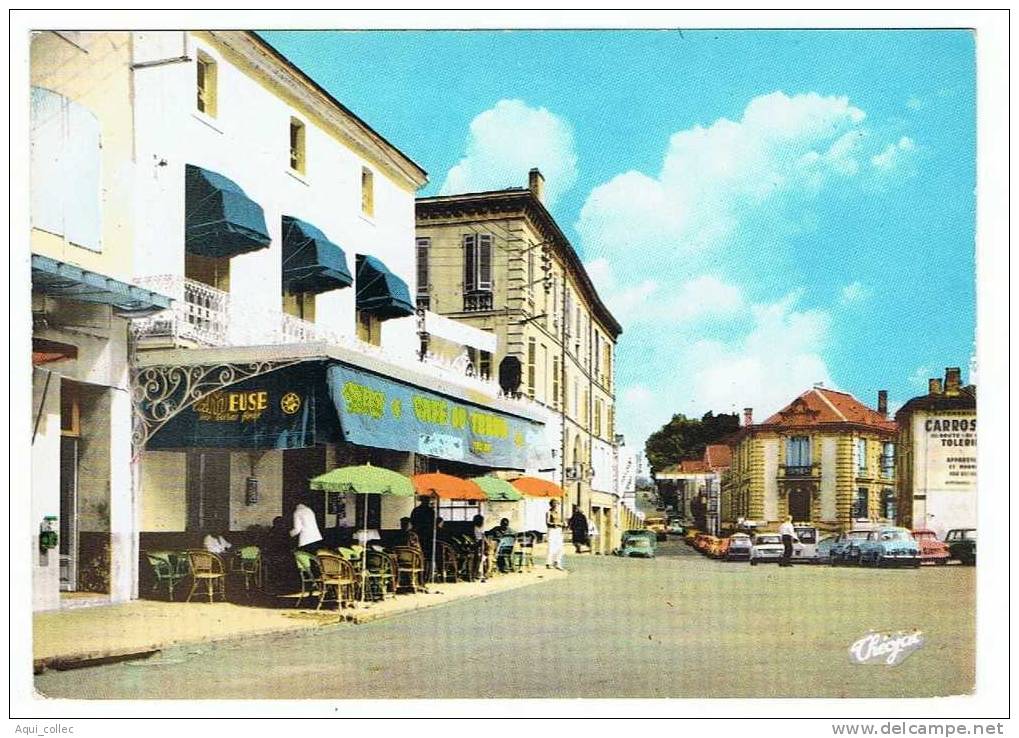 LA REOLE  33 GIRONDE  PLACE DU TURON ET LA POSTE - La Réole