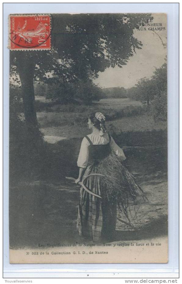 FEMME Au FAGOT Et à La FOURCHE -Magnificiences De La Nature -Tout Y Respire La Force Et La Vie - Cultures