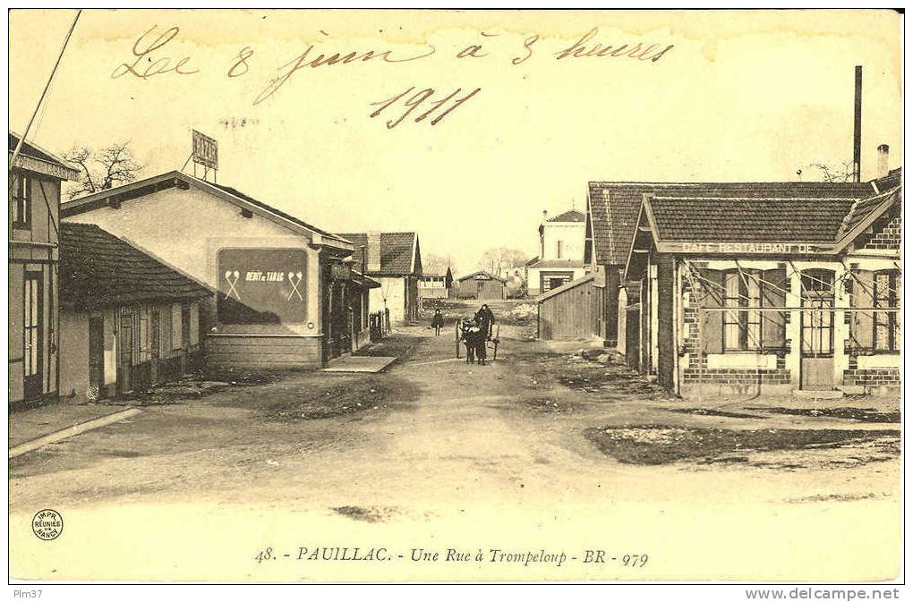 PAUILLAC - Une Rue à Trompeloup - Pauillac