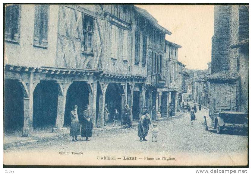 Place De L'Eglise (voiture) - Lezat Sur Leze