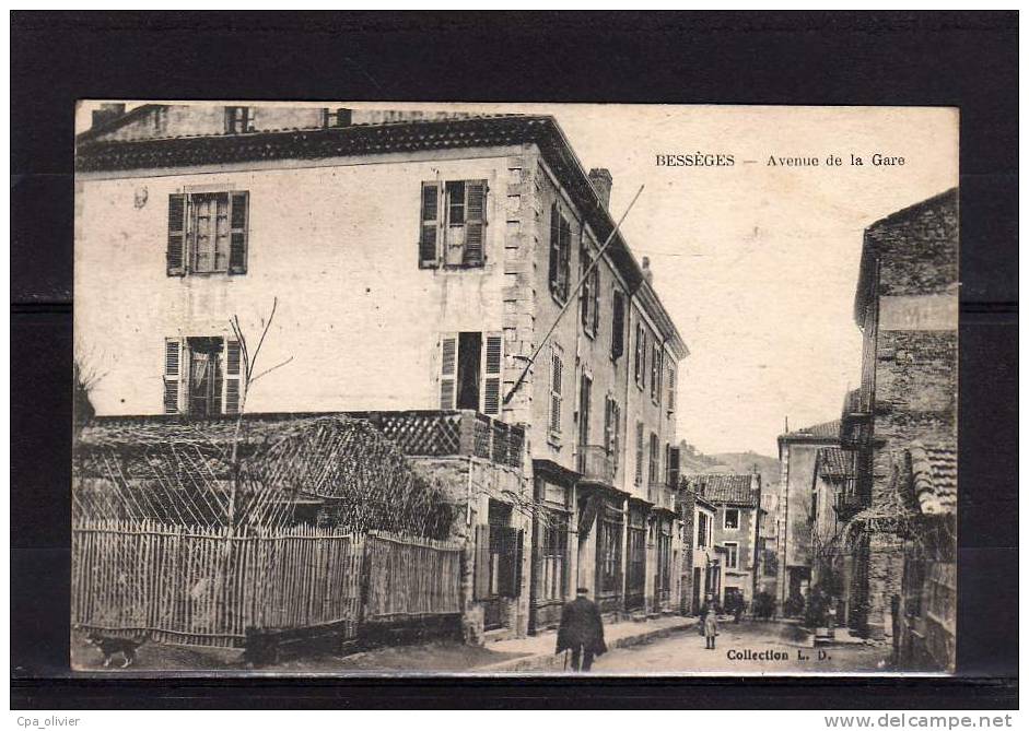 30 BESSEGES Avenue De La Gare, Animée, Ed LD, 1923 - Bessèges