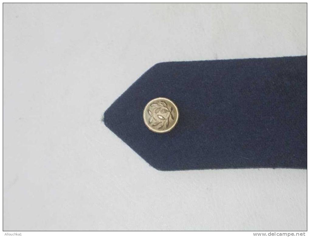 MILITARIA GRADE EPAULETTE  DE MILITAIRE  1 BARETTE BLANCHES DE LA MARINE OU ARMEE DE TERRE OU AVIATION ? + BOUTON - Ausrüstung