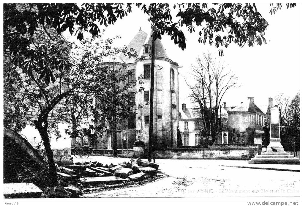 VIC SUR AISNE - Le Monument Aux Morts Et Le Château - Vic Sur Aisne