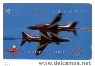 # JERSEY JER150 Red Arrows - Synchro Cross 2 Gpt 09.96 25000ex -avion,plane- Tres Bon Etat - Jersey En Guernsey