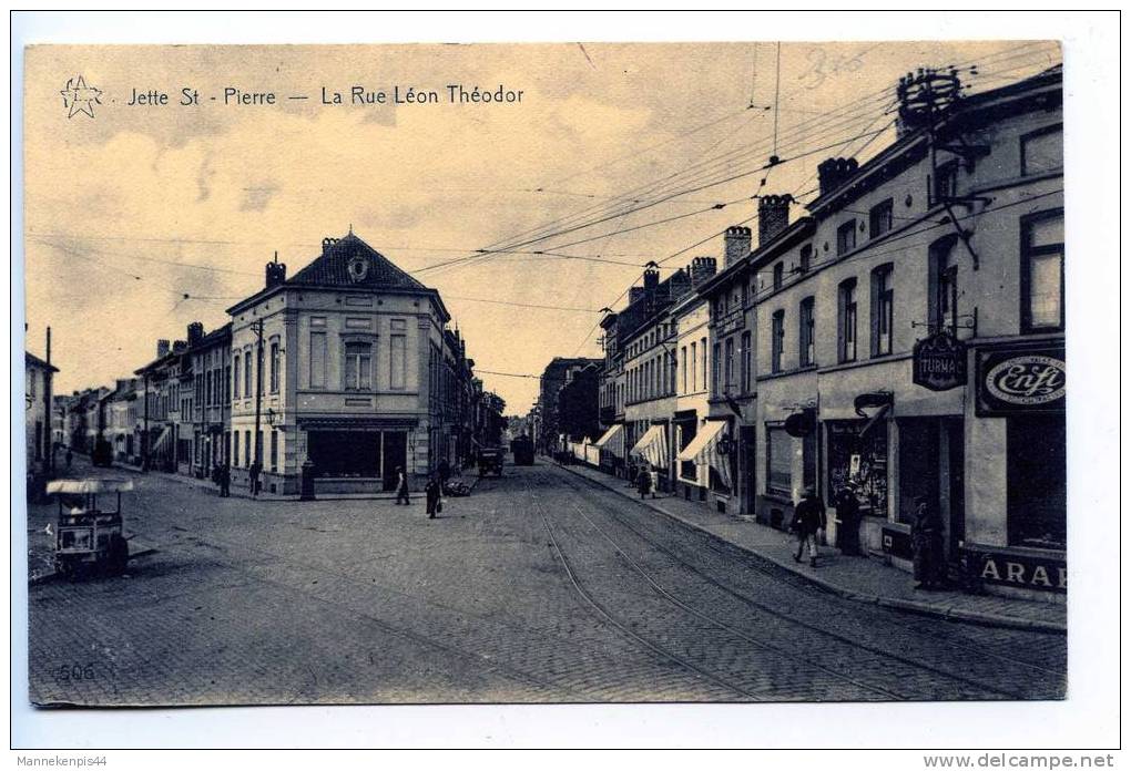 Bruxelles - Jette - Jette-Saint-Pierre (Miroir) - Rue Léon Théodore - Jette