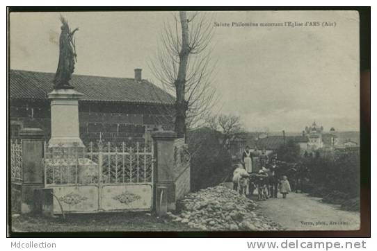 01 ARS / Sainte Philonème Montrant L'église D'Ars / - Ars-sur-Formans