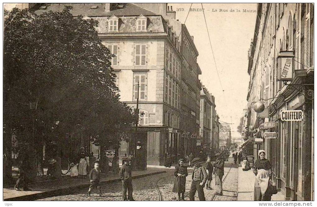 CPA - 29 - BREST - La Rue De La Mairie - 327 - Brest