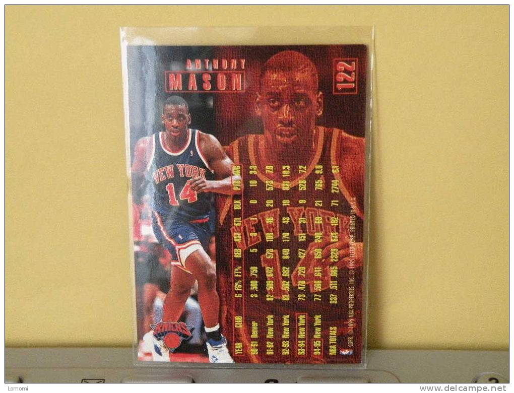 *New York Knicks - F - 95 / 96 ( Carte ) Anthony MASON - N.B.A . N° 122 . 2 Scannes - New York Knicks