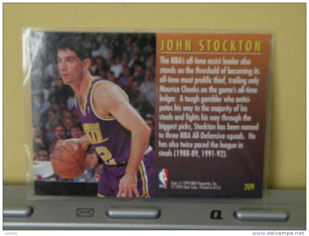 TOTAL D -  - 95 / 96 ( Carte ) John Stockton - N.B.A . N° 209 . 2 Scannes - Other & Unclassified