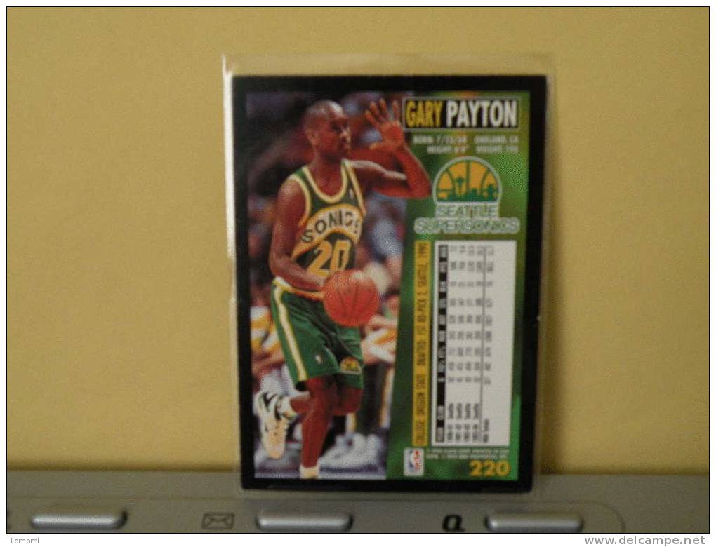 SEATTLE SUPERSONICS - G - 94 / 95 ( Carte ) Gary Payton - N.B.A . N° 220 . 2 Scannes - Seattle Supersonics