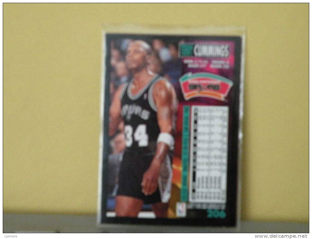 San Antonio Spurs - F - 94/95 ( Carte ) TERRY CUMMINGS - N.B.A .n° 206 . 2 Scannes - San Antonio Spurs