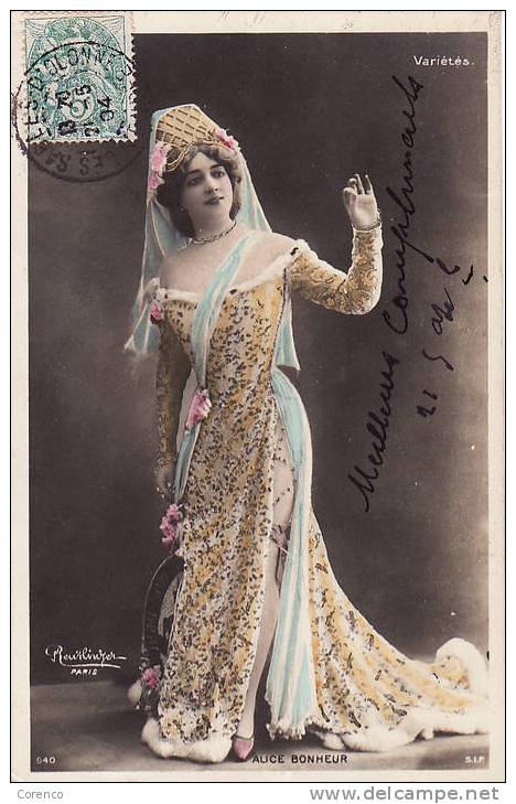 2237   ARTISTE DE THEATRE  THEATRE DES VARIETES Mlle ALICE BONHEUR  PAR REUTLINGER  Circulée  1904 - Entertainers