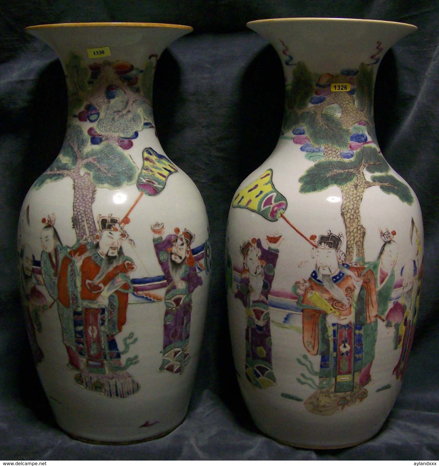 CINA (China): Fine Pair Of Chinese Old Famille Rosa Vases - Arte Orientale