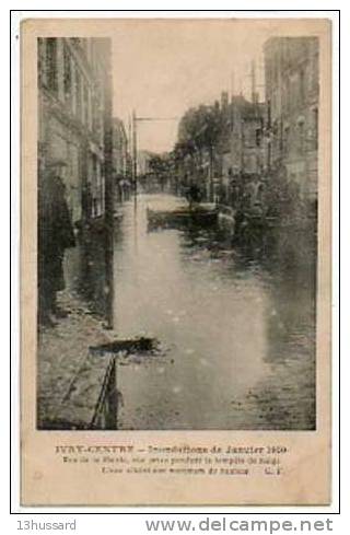 Carte Postale Ancienne Ivry - Inondations. Rue De La Mairie Pendant La Tempête De Neige - Ivry Sur Seine