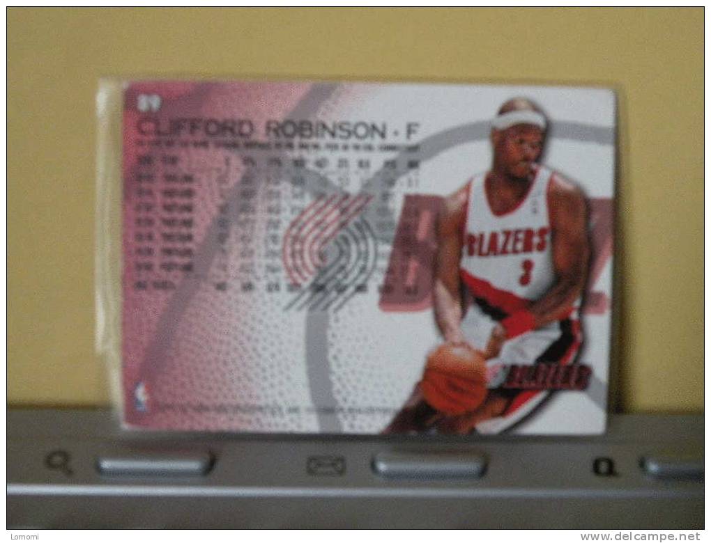 BLAZERS - 96/97 ( Carte ) Clifford Robinson . F - N.B.A . N° 89 . 2 Scannes - Portland Trailblazers