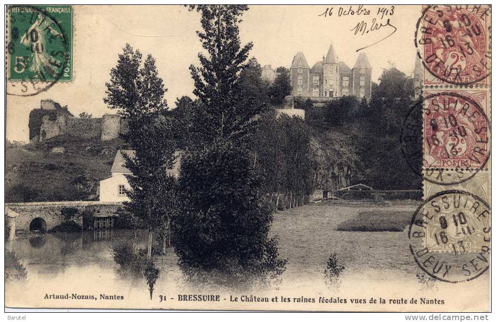 BRESSUIRE - Le Château Et Les Ruines Féodales Vues De La Route De Nantes - - Bressuire