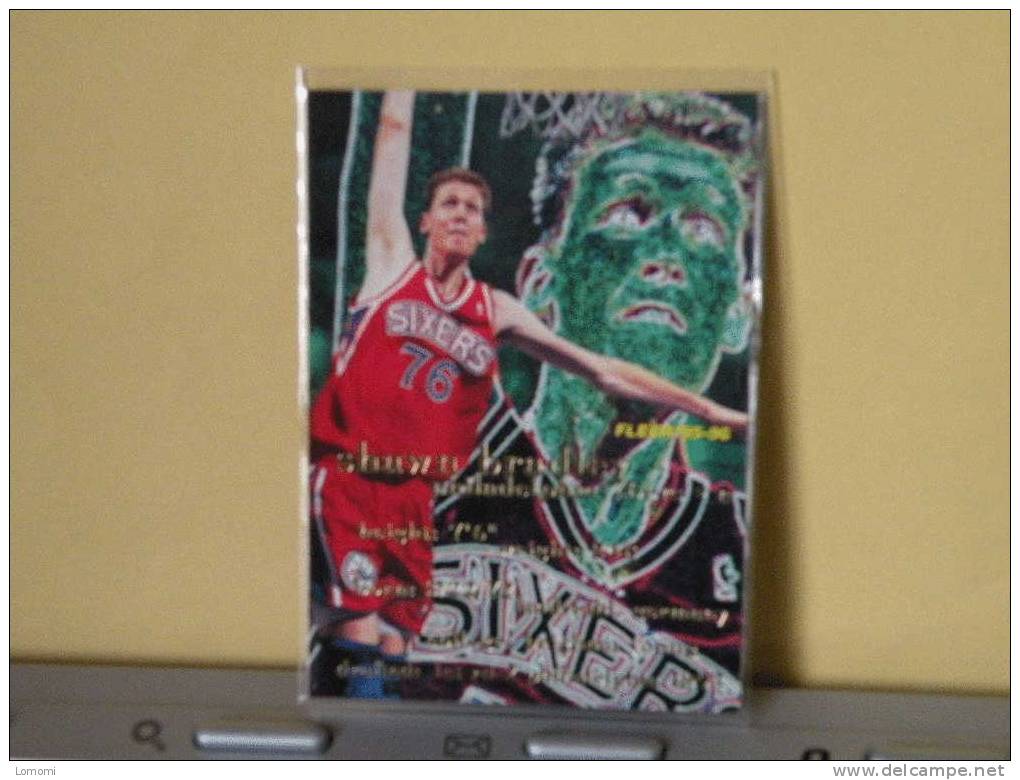 Philadelphia 76 Ers - 93/94/95 ( Carte ) SHAWN BRADLEY  - N.B.A . N° 136 . 2 Scannes - Philadelphia 76ers