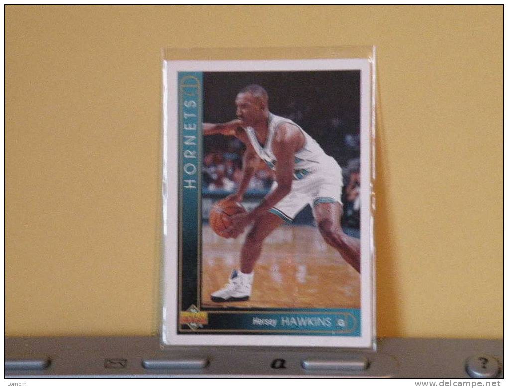 Charlotte Hornets 92/93 ( Carte ) Hersey Hawkins - N.B.A . N° 97 . 2 Scannes - Charlotte Hornets